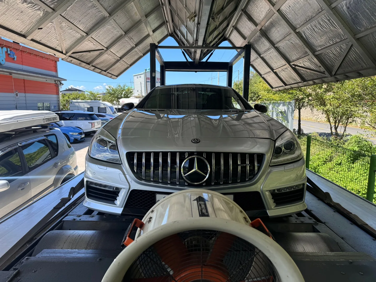 Mercedes-AMG 다이노 - LOZIC 수입차
